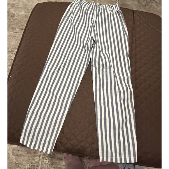 NWT! SHEIN Women’s Blue & White Striped Wide-Leg Drawstring Pants - Size 6/M - Picture 2 of 10